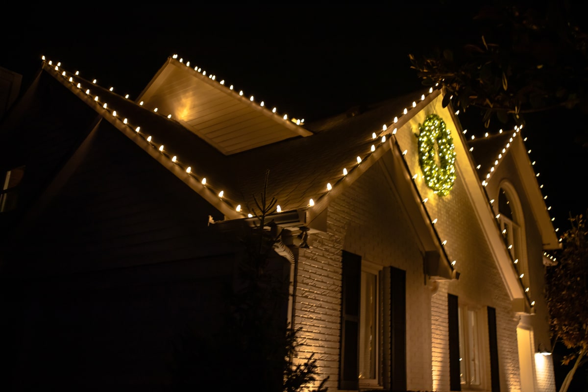 The Benefits of LED Lights for Christmas Decorations